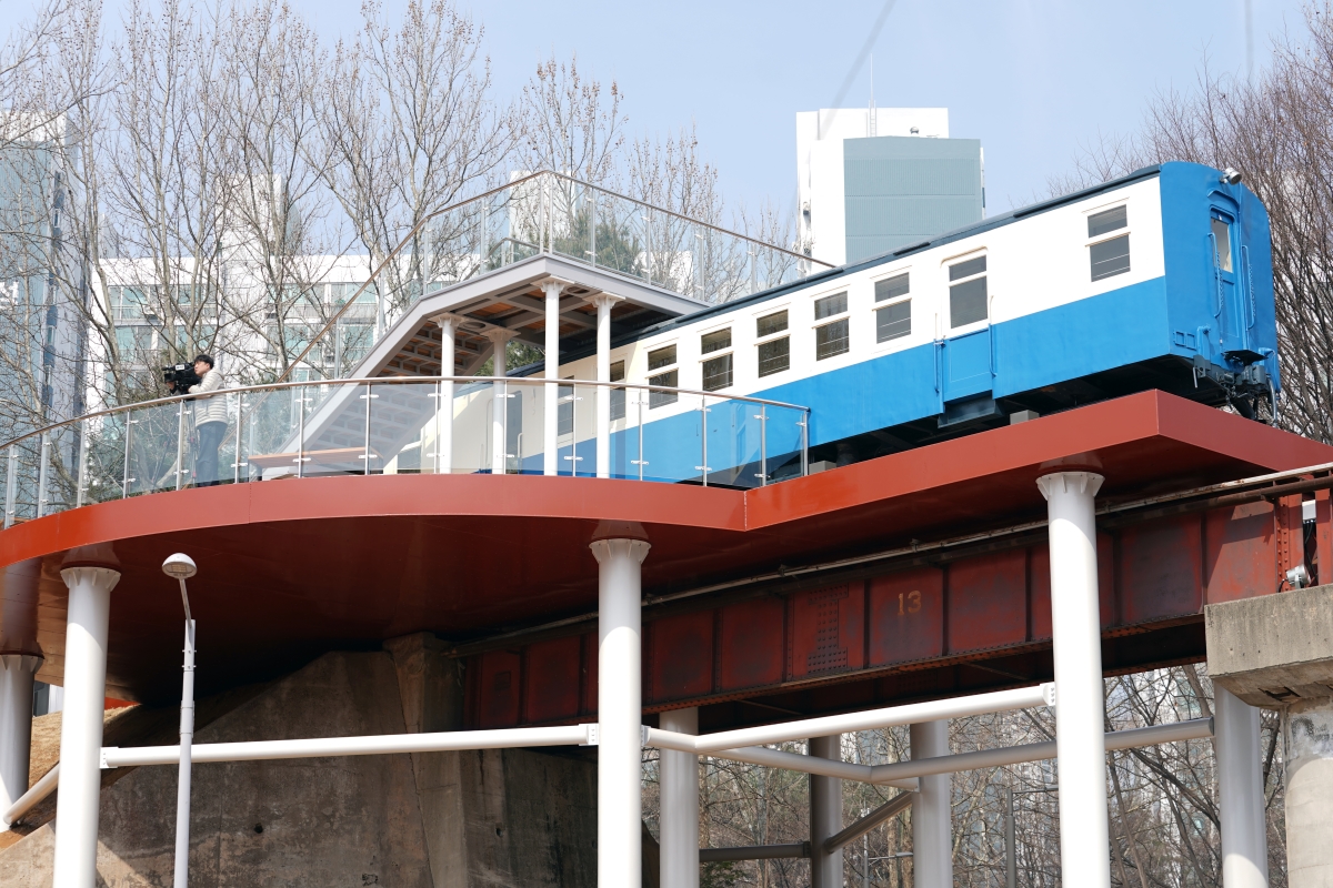 연수구, 폐철교 쉼터 준공